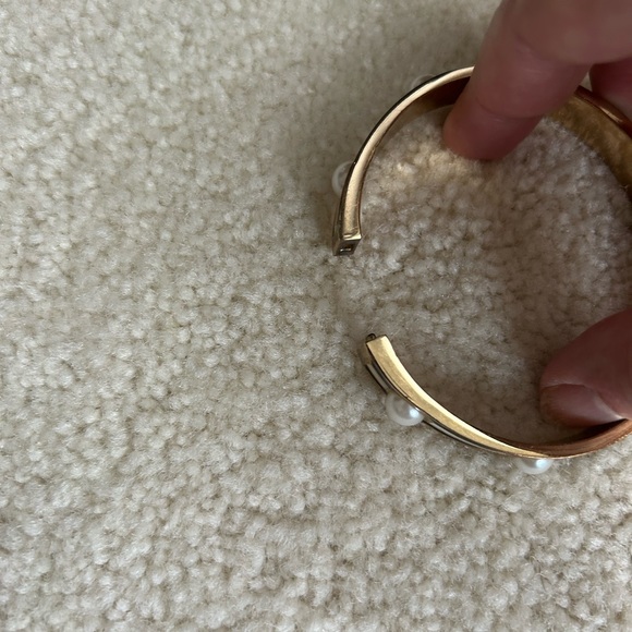 Bangle bracelet - Picture 2 of 2